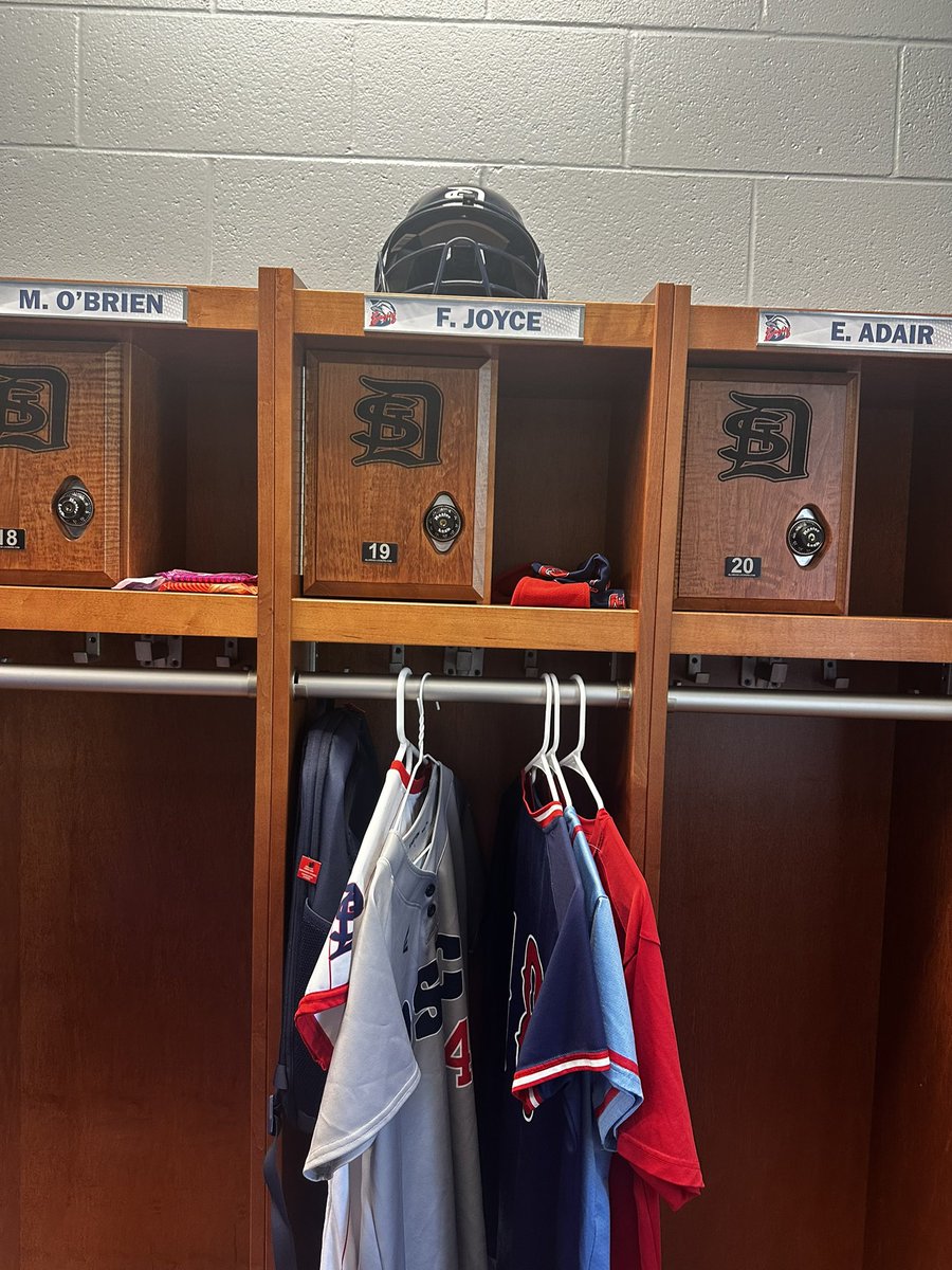 FionaJ66634's tweet photo. Still smiling from my visit with Dyersburg State! Huge thank you to Coach Rhodes for the tour, the conversations, and feeling so welcomed! Received an offer and so grateful for this opportunity! 
@DustyRhode87739
@CCoachlyons7 https://t.co/fpCnMEuPQb
