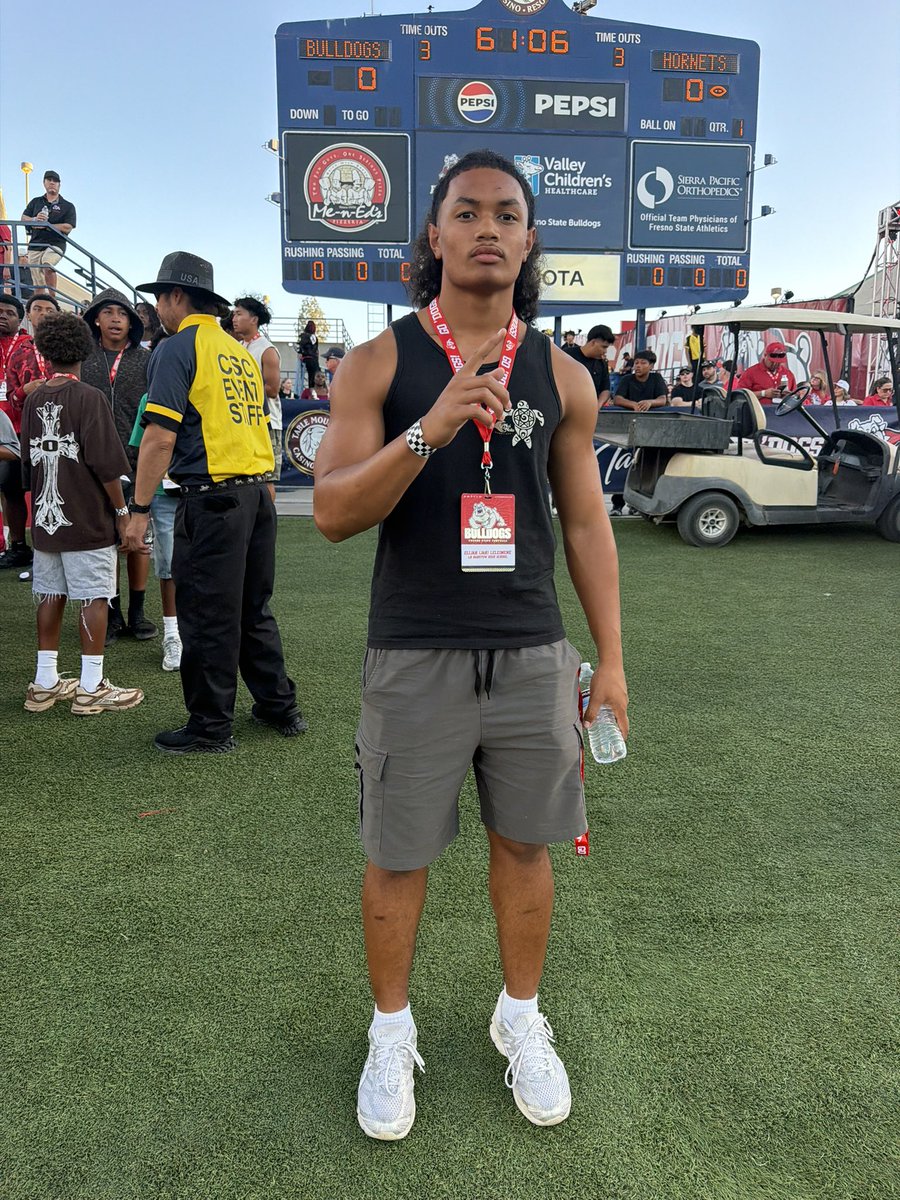 ElijahLeleimene's tweet photo. Thank you @FresnoStateFB @Coach_Entz @NickBenedetto_ @CoachAdamBreske @Jaden_Diamond2 for the gameday invite. Great atmosphere and an even better experience. Truly appreciate the hospitality. 

@BarstowFTBL @CoachWeev_Goat @CoachMulitalo @ZNiusulu @GregBiggins @BrandonHuffman @MaxPreps @CKennedy247 @mrsnoelani @Coach_Clay7