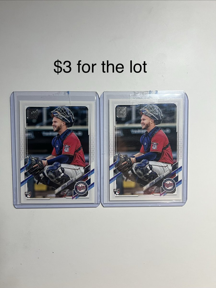 DeCalCards's tweet photo. @collec_sport @BeesMythicBoxes Prices are shipped pwe https://t.co/DbUdS6H27R