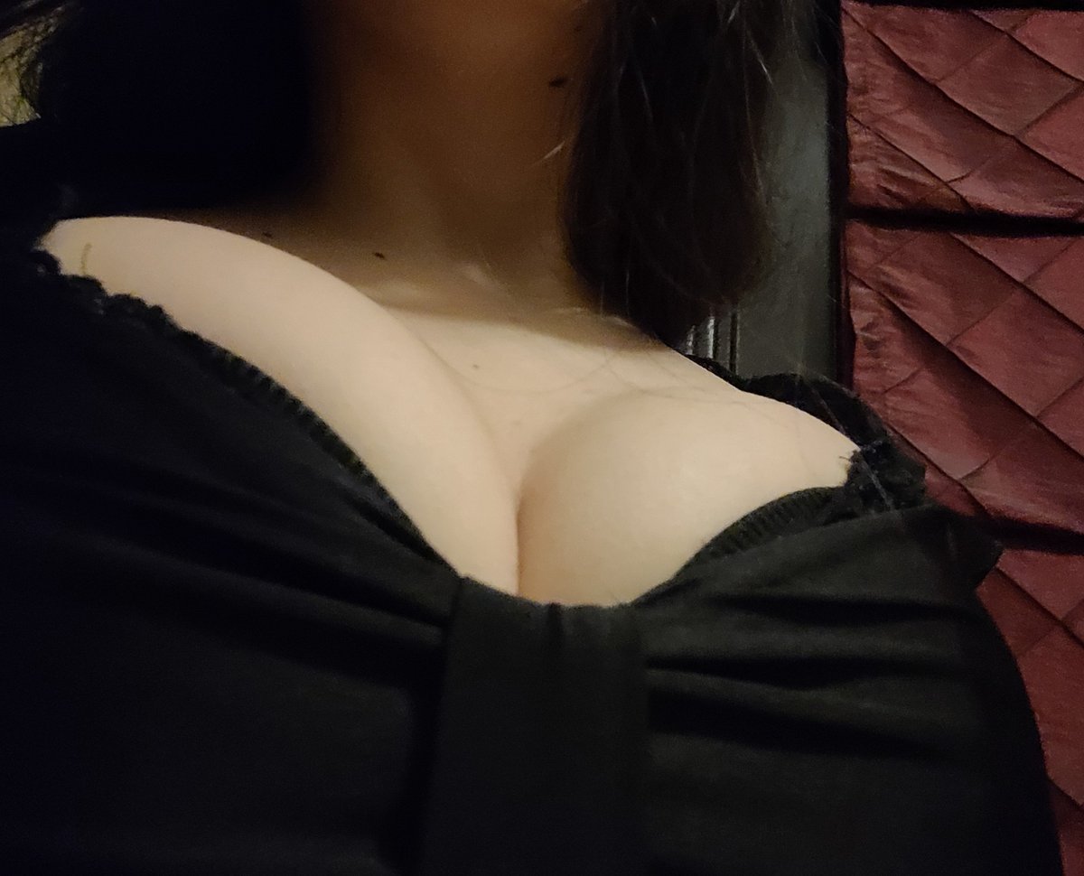 lovangy01's tweet photo. Mujeres que quieran experimentar conmigo? Tengo edad 24 años, soltera. #hmo #Hermosillo #Sonora https://t.co/kzTNQVTN2t