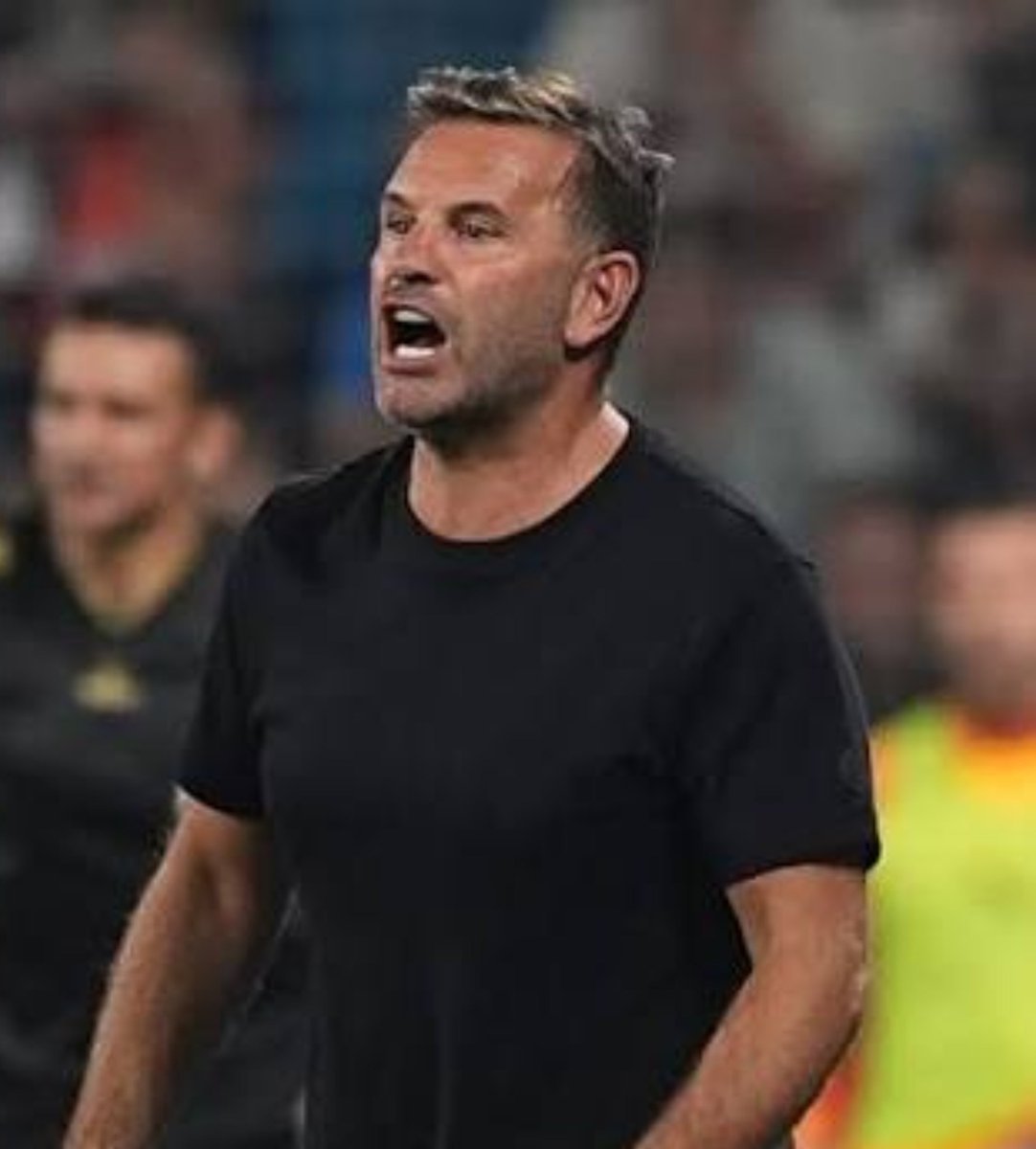 Atasaray16's tweet photo. İstifa da bir hizmettir Okan Buruk

Fatih Tekke'yi örnek al ve istifa et
#OkanBurukİstifa https://t.co/RD5POTrt5H