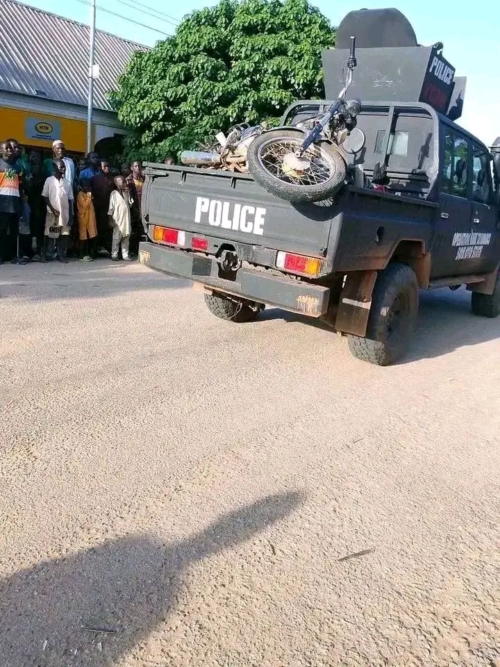 DanKatsina50's tweet photo. BREAKING: This afternoon, Police operatives in Tureta LGA, Sokoto State, reportedly killed several bandits during an operation and recovered their motorcycles.

The success is a welcome development in the ongoing fight against banditry in the State.

May Allah continue to strengthen and protect our security personnel. Kudos to the police for their bravery and commitment to keeping our communities safe.