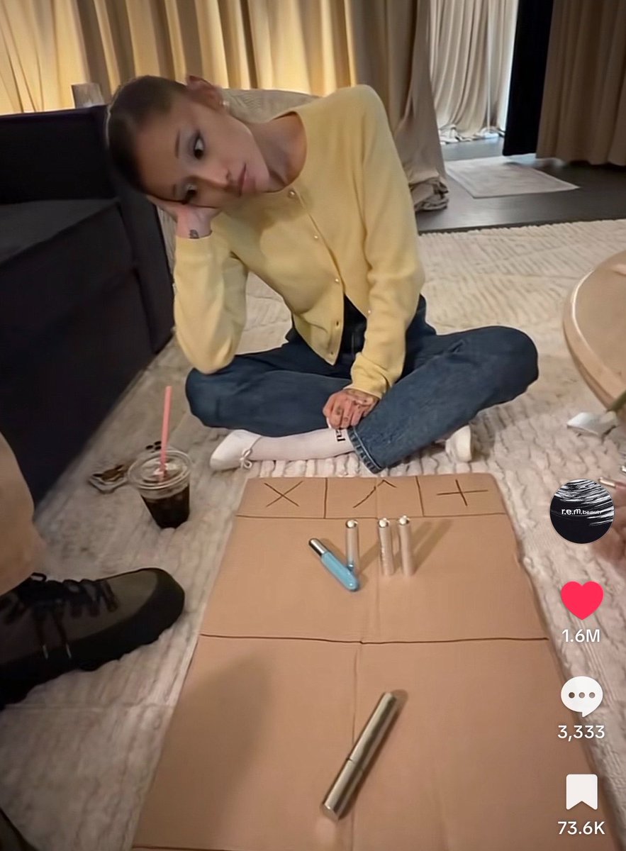 kbfnswt's tweet photo. the person who keeps telling her about gen z sht deserves a raise cuz those NUMBERS?? https://t.co/itNppmj9ks