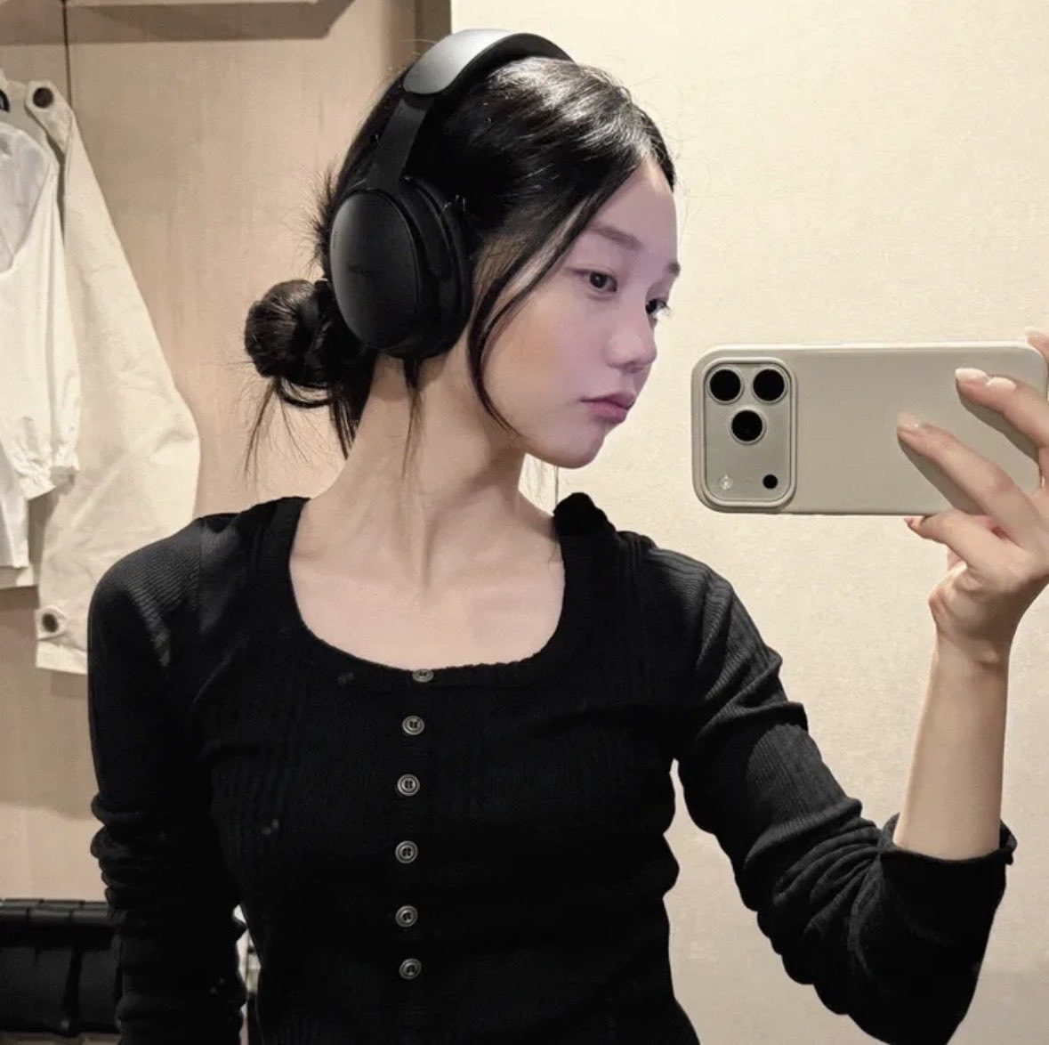 nana92393's tweet photo. 원래 337460원짜리를 990원에 살 기회 ㅈㅂ저요 https://t.co/44dItMTBqb
