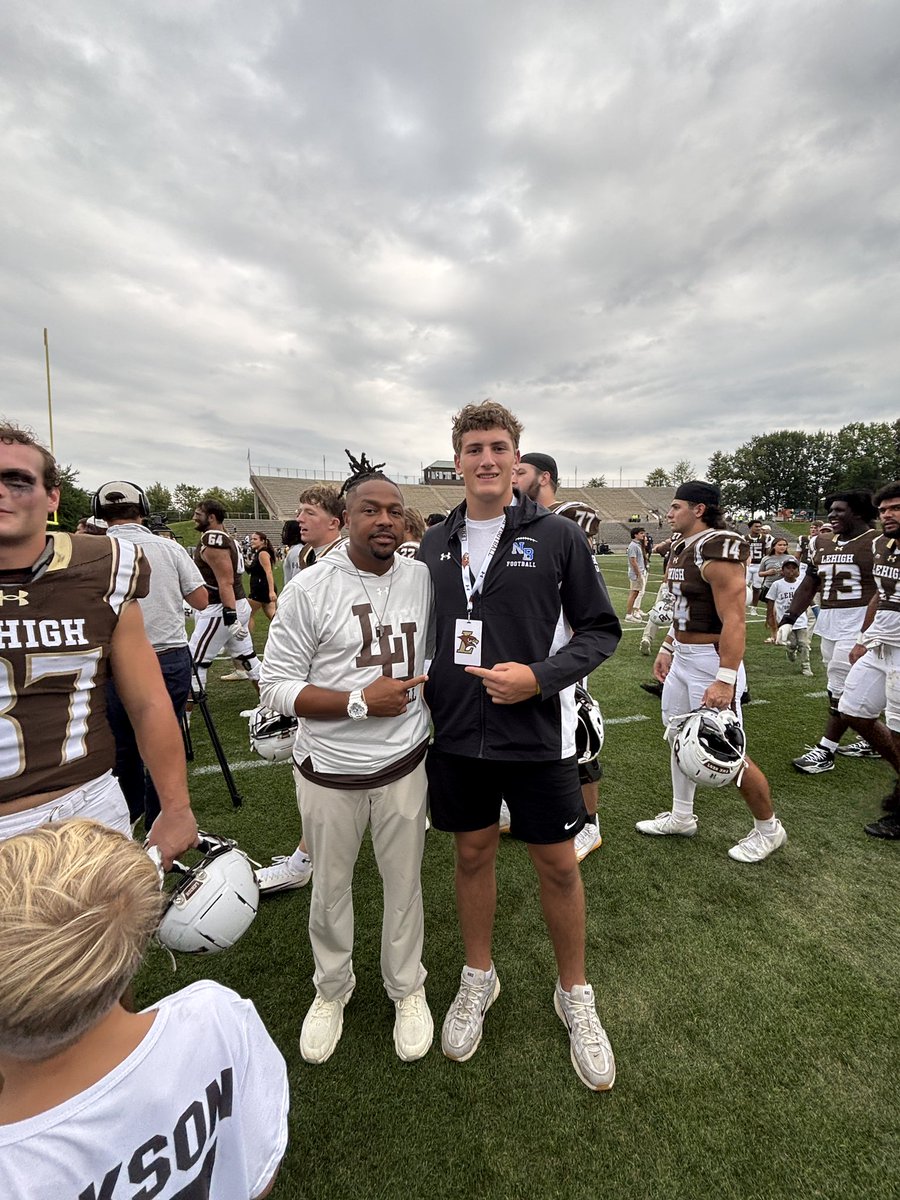 DannyGreene44's tweet photo. Thank you @LehighFootball for having me for a game 

 @hs_mercer 
@bench424nmore 
@YAthletesF  
@HoundsGridiron 
@5StarScouting 
@KeyPlayerNation

@Coach_Tee02 https://t.co/ANT24pn2PN