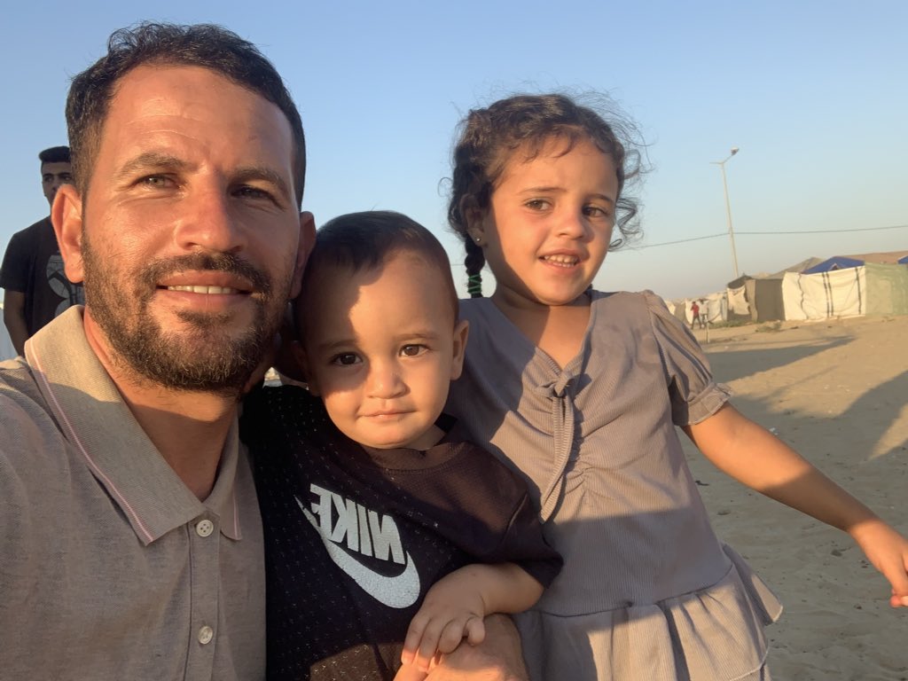 BAlhabel's tweet photo. We are still alive in Gaza… 💔🇵🇸 https://t.co/JmHsUO3u72