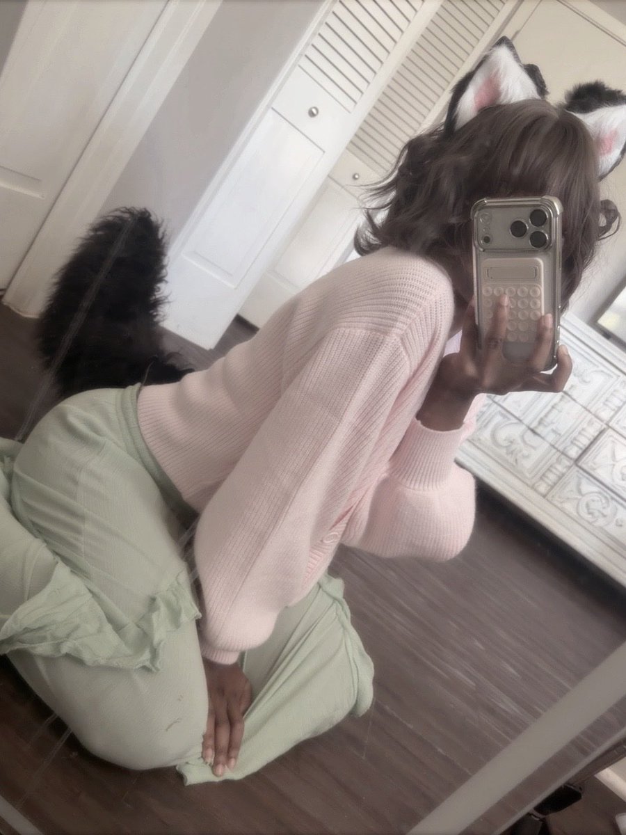 Lasnanaaa's tweet photo. Juno es mi favoritaaaa >{}< #blackcosplayer #beastars #junocosplay https://t.co/siP8Jf03p5