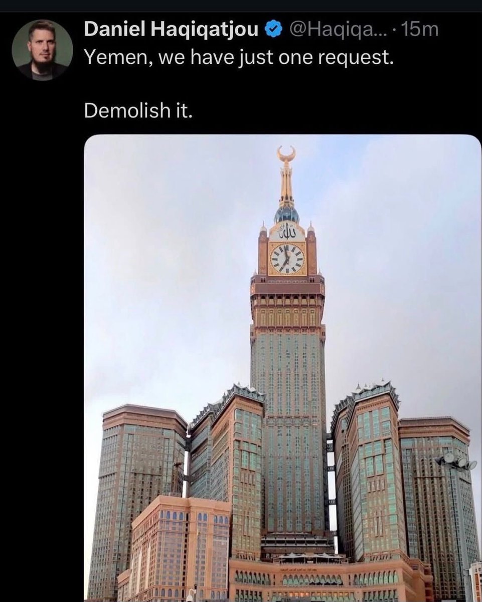 SaudAlJeri's tweet photo. الخميني المتخفي برداء أهل السنة نشر صورة برج الساعة مخاطبا الحوثيين:لدينا طلب واحد "اهدموه"
 ثم لما ثار الاستنكار حذف منشوره وراح يبرر مقصده!

أي جرأة هذه على بلد الله الحرام؟!
 وأي منهج يحمل صاحبه على التشفي بمكة ورموزها والتحريض على هدمها؟! هذا فكر خميني بغيض يتبرأ منه الإسلام، ولا يمت إلى منهج أهل السنة بصلة