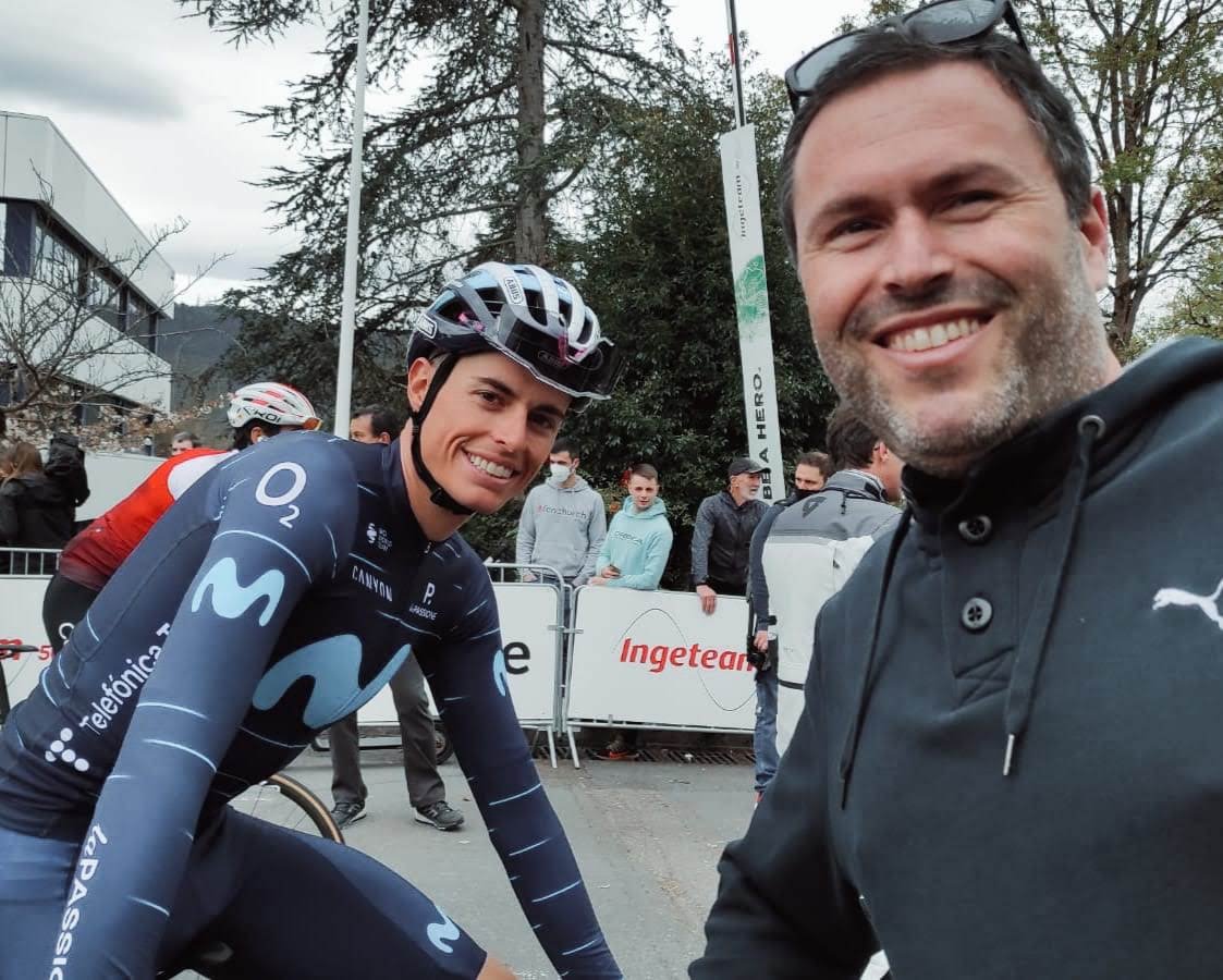 Poldo79's tweet photo. Felicidades @EnricMasNicolau merecido y buscado triunfo grandes 🐧 🐧 @Movistar_Team ganadores de @lavuelta 👏🏻👏🏻👏🏻👏🏻👏🏻 https://t.co/b3OHmN9Tdz