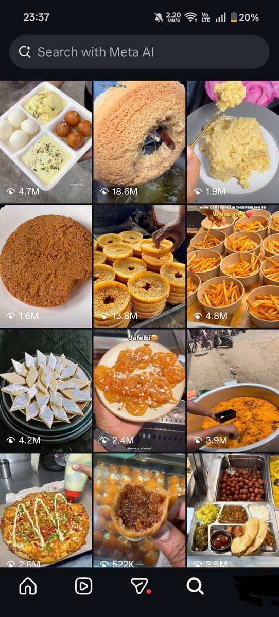 akashvarma2344's tweet photo. Me:- I’m going to sleep early tonight 😴
Instagram algorithm at midnight: “Bro, wanna see some food?” 😭🍗
Now I’m hungry and blaming the algorithm 💀
but Whyy @instagram 🤧
#MidnightCravings #InstagramAlgorithm https://t.co/T9JdDvm7x2