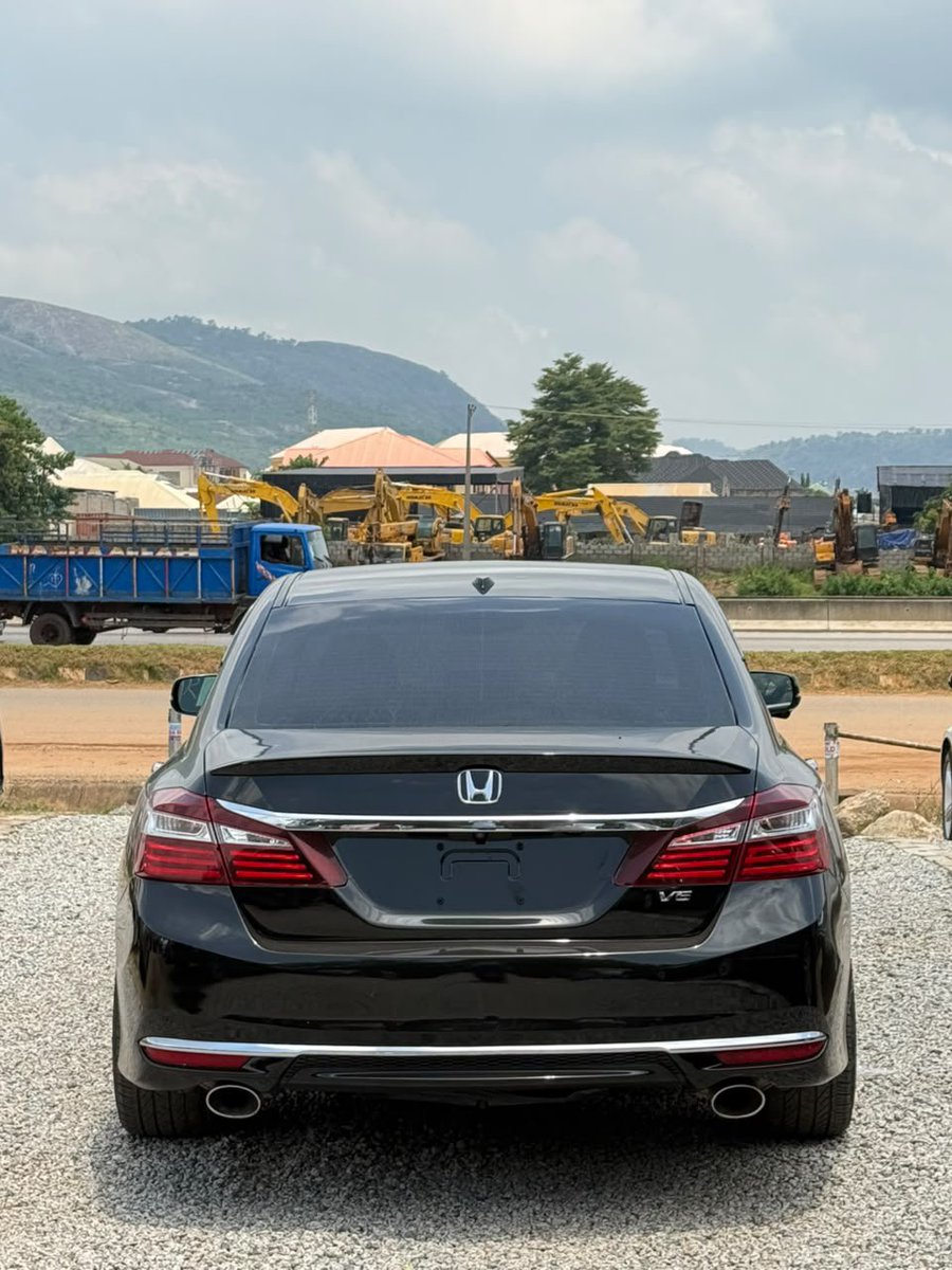 abujarides's tweet photo. 2017 Honda Accord EXL V6 
Foreign used 
Duty ✅ 
Low mileage 
Keyless 
Sidemirror camera 
ABUJA 
Price: 17m
DM or call 09067505058 https://t.co/5TUmIXlTEO