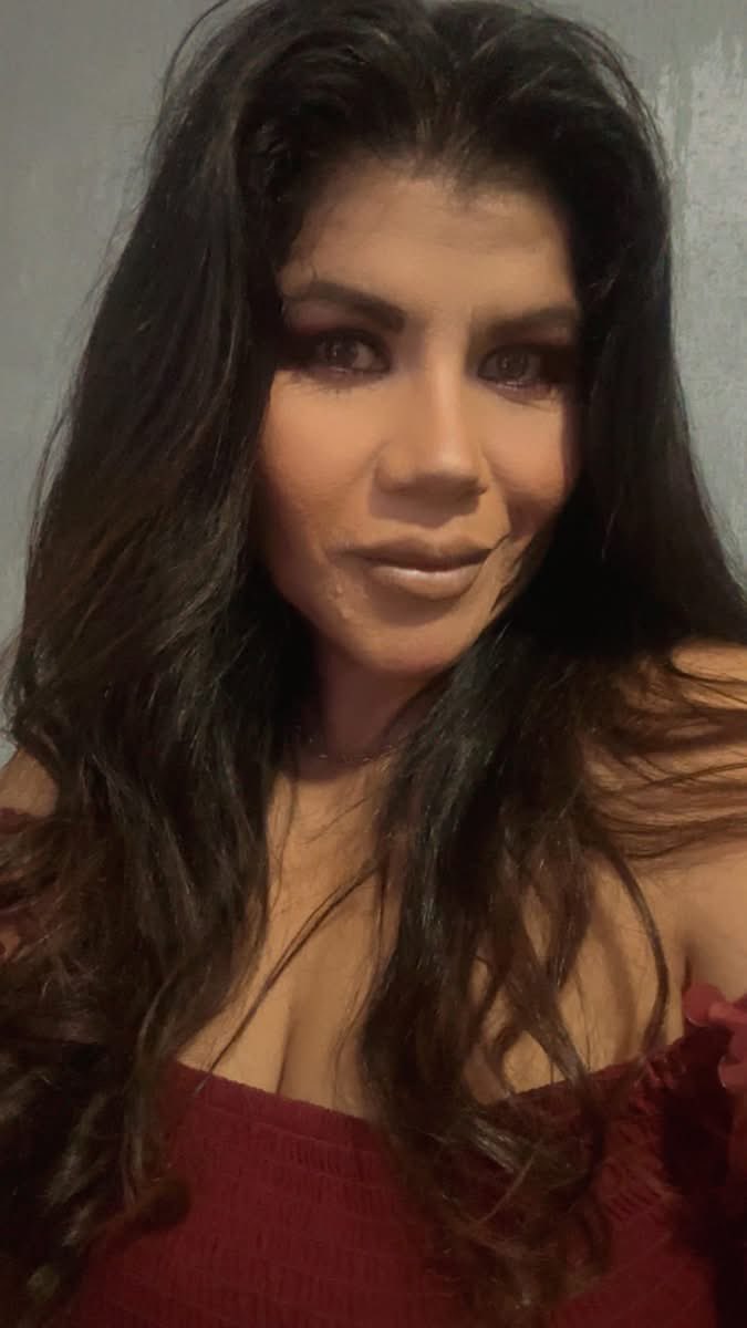 GabySilva_P's tweet photo. Yop. 🙋🏻‍♀️💋. https://t.co/RPR2IVluYa