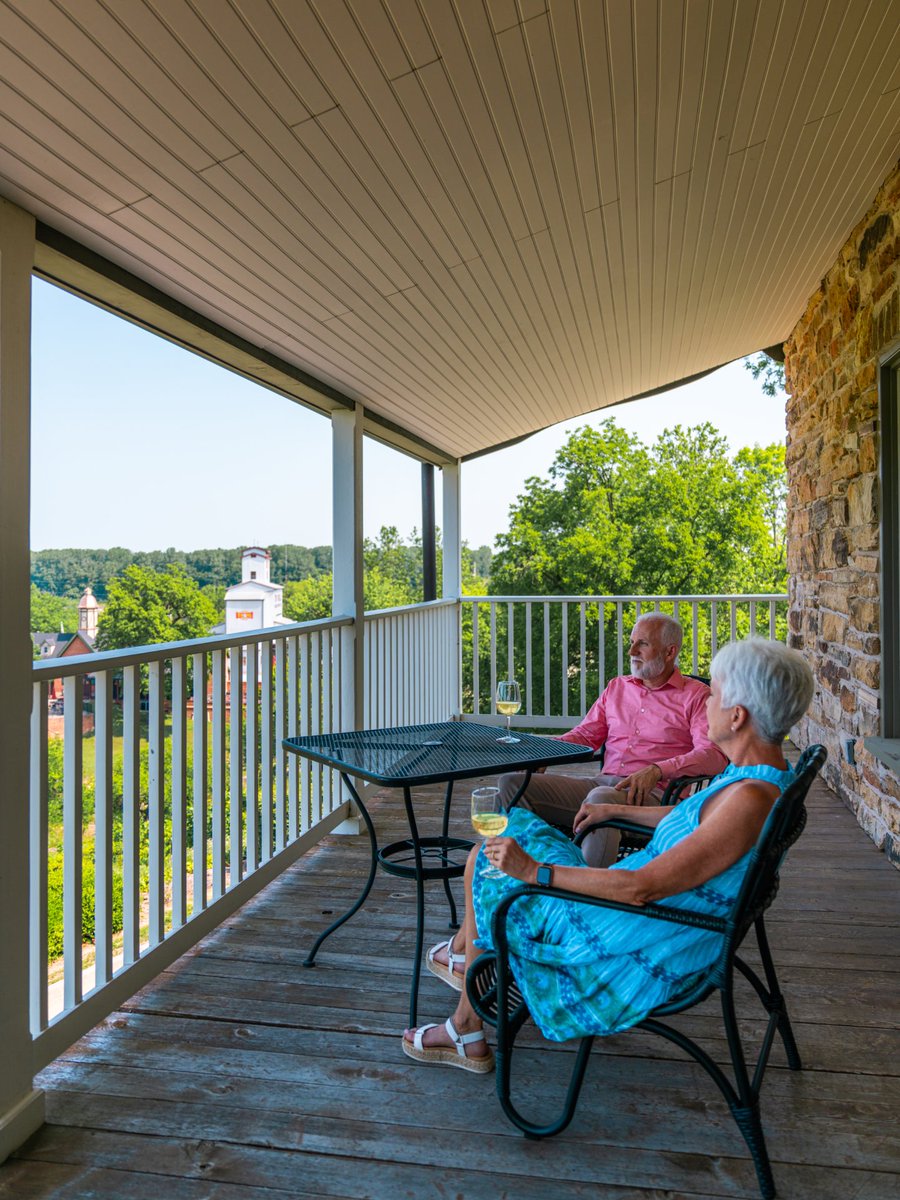 VisitMO's tweet photo. Show-Me wine country! 🍷

Augusta became America’s first federally recognized wine region, while Stone Hill in Hermann is home to the largest series of underground arched cellars in the U.S.

Explore more Missouri wineries at https://t.co/HvlecF26Du.

— Mo https://t.co/eSacZp4rTz