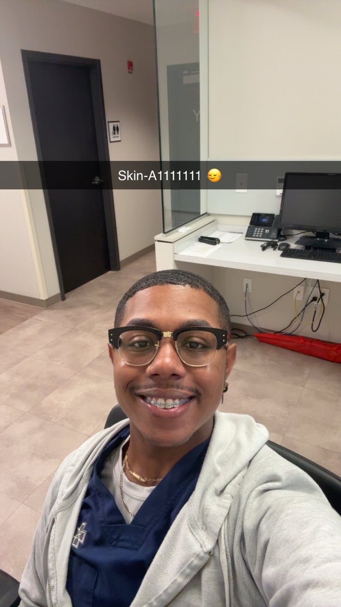 JiggyDl's tweet photo. So glad to be off tomorrow 😩😭 https://t.co/12TYK17aVc