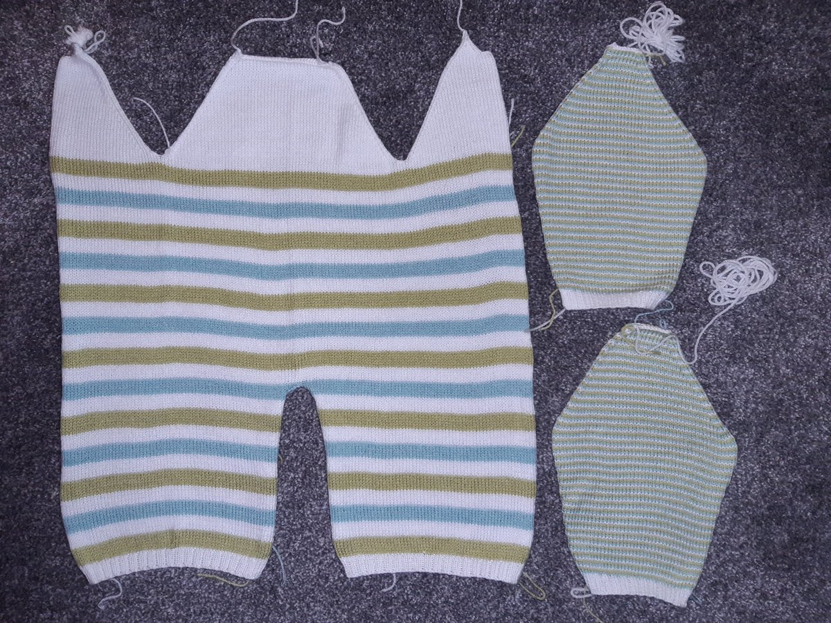 knitadventures's tweet photo. Hey everyone, hope you've all had a good weekend. Here's a baby jumpsuit I made a while ago, it was my first attempt and although it isn't perfect I was still really pleased with it 😊 https://t.co/20ULIS19Jv