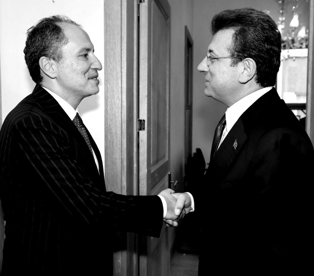 Detayy1453's tweet photo. İkinizi de hiç Sevmedik.. https://t.co/8Iw7kWibSe