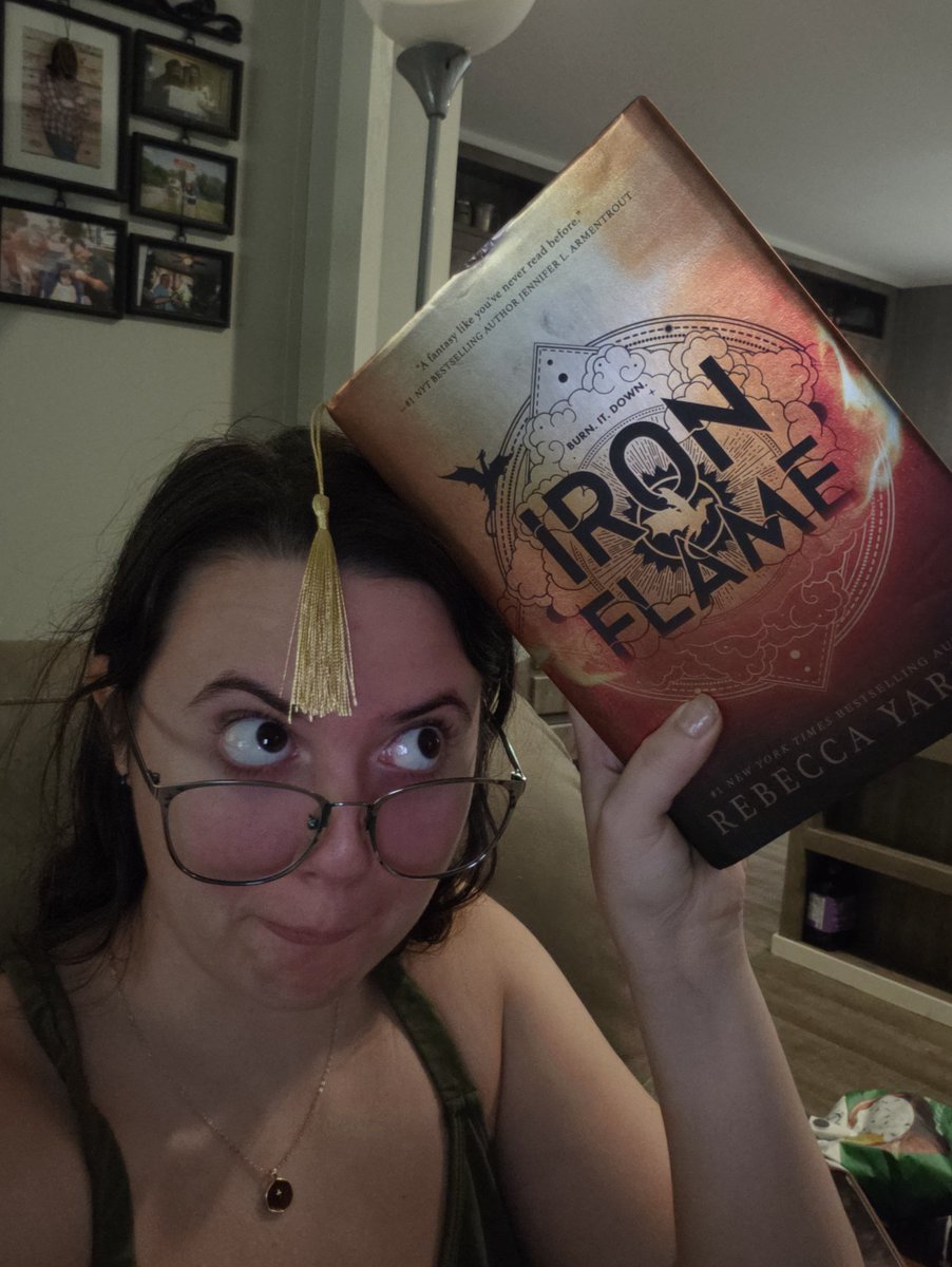tugd777's tweet photo. Time to #read the next #book #ironflame 
This is gonna be some good stuff. #fyp
#weird #random https://t.co/pvq9d2Owfr