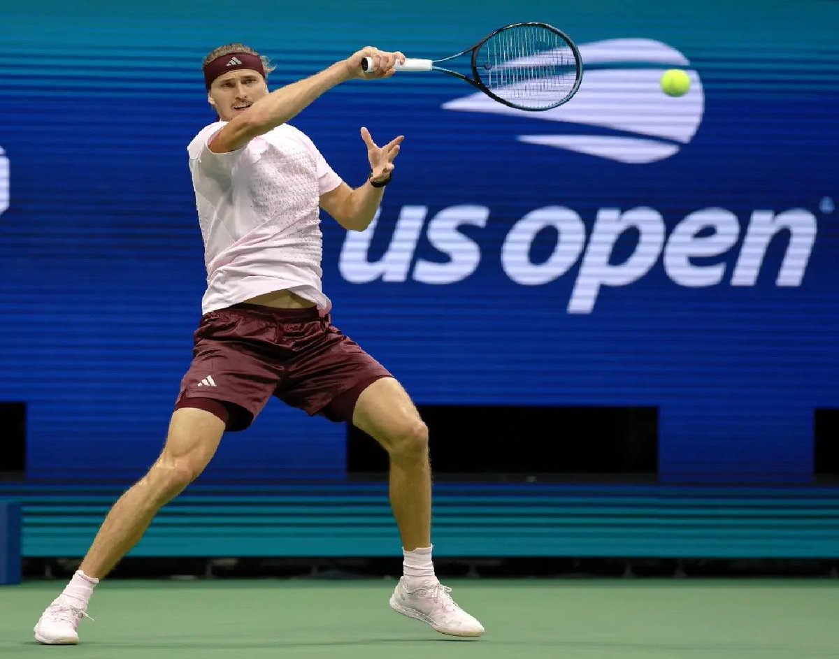 Tennis_World20's tweet photo. الالماني ساشا زفيريف يحسم المجموعة الأولى بنتيجة 3-6 امام بن شيلتون. https://t.co/3pOwxVfT71