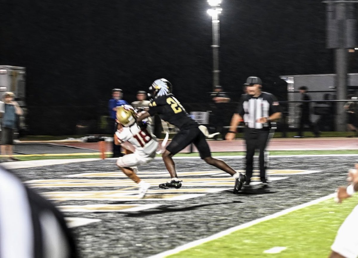 taeomajor's tweet photo. FIRST HIGH SCHOOL TD! 🏈🔥

Can’t explain the feeling of scoring my first TD at the high school level! 🙏🏾💯

I’ve been working for moments like this, but I know this is just the beginning. Staying humble, staying hungry, and continuing to get better every day. 📈

6’0” | 170LBS | ATH | WR/S
SPEED • IQ • VERSATILITY

Coaches, keep watching. 👀 The work speaks for itself. 🗣️🏈

#FirstTD #FreshmanSeason #MajorPride #431Boyz #DaCounty #ATH #WR #DB #NextUp #CollegeFootball #Recruiting 
@coach_magic @247sports @Coach_Griggs @ThecoachHolmes  @coachbanks2008 @halltechsports1 @alabamaHSFB @BamaPrepsFB
@Rivals @prepRedzoneAL @AL5Afootball1
@247recruiting