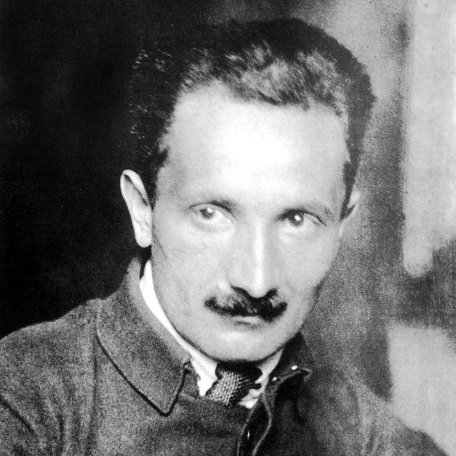 guilherme94jose's tweet photo. At the Faculty of Theology, Heidegger studied medieval mysticism and encountered the writings of Meister Eckhart, from which he quotes the following line in his 1915 inaugural lecture: “Time is that which changes and multiplies itself, eternity remains simple.” https://t.co/TSz7Rvcpl7