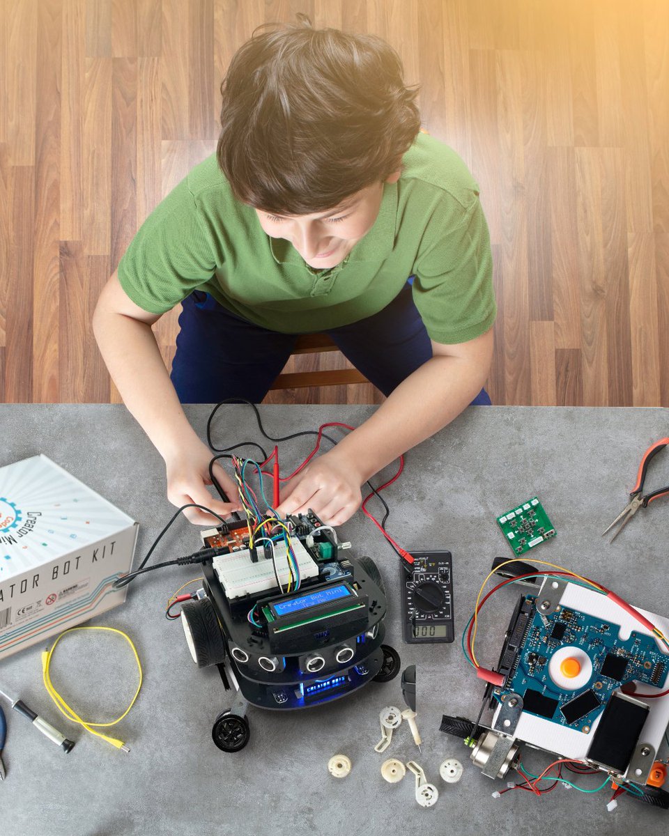 creatorbots's tweet photo. Students in hands-on STEM programs show measurably higher engagement, retention and confidence than peers in passive-learning environments. 📈 Creator Bots is the classroom tool that delivers those outcomes —  https://t.co/aOays6X8NF #STEMEducation #CreatorBots #K12 #EdTech https://t.co/vvfBCwJ0dm