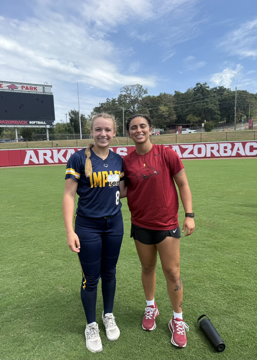 BrynleeZ_8's tweet photo. Thank you @RazorbackSB coaches and players, for a great camp this weekend! Grateful for the opportunity to continue learning, developing my game, and competing alongside some great athletes.  Hope to be back soon! 🐗 #WooPigSooie 
@CoachDeifel @MattMeuchel @PRSTAGGS @JustinShults33 @EllaMcDowell_6 @jazzvesely @KcJackson00 @ImpactGoldOrg @SoftbalAmerica @ExtraInningSB @LineDsoftball @PrepSoftball
