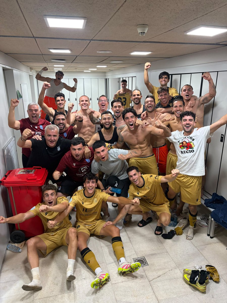 CDBadajoz's tweet photo. SI SI SIIIIIII 🤍🖤

Los tres puntos se vienen a casa blanquinegros!!! https://t.co/bIzH3lt3vB