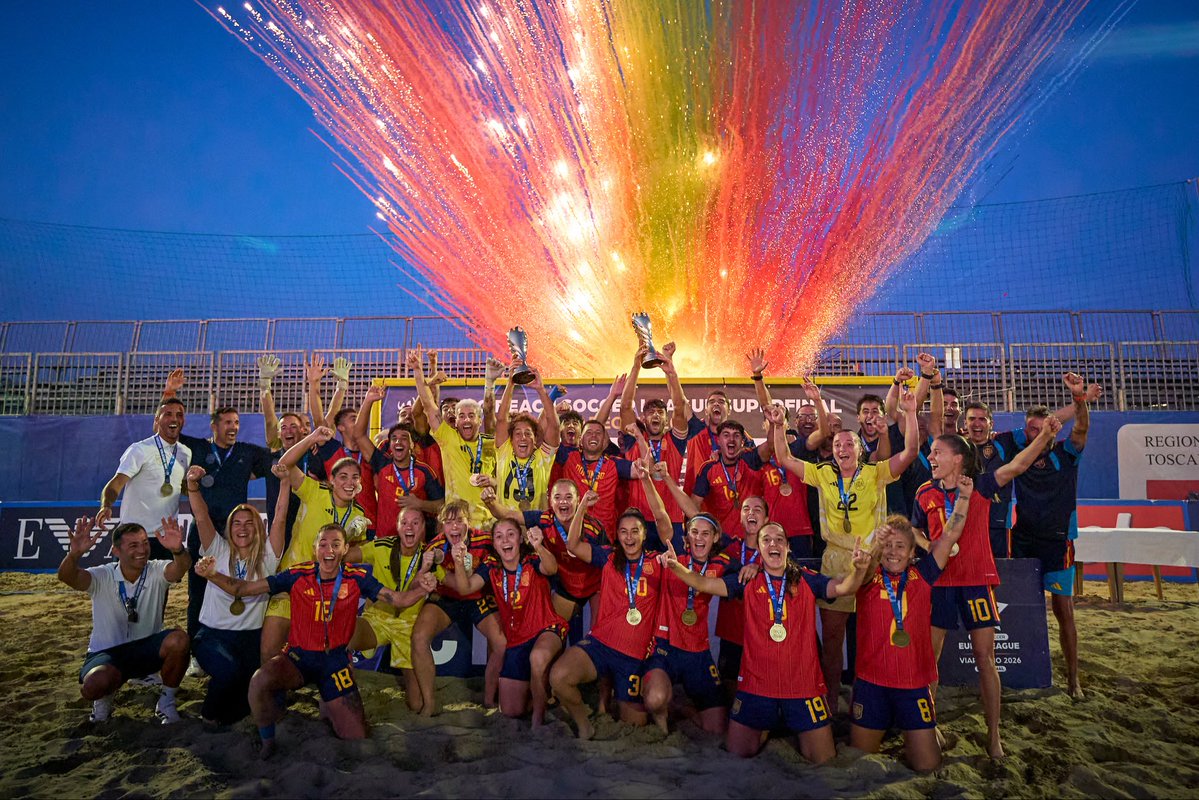 rfef's tweet photo. 👑 ¡ENHORABUENA, CAMPEONES! 👑

🏆 Nuestras @SEFutbol y @SEFutbolFem han conquistado la Superfinal de la #EBSL2026.

🌟 Es la primera vez que un país consigue el título en las dos categorías.

🙌🏼 ¡Sois los mejores! https://t.co/KofYpWRaeE