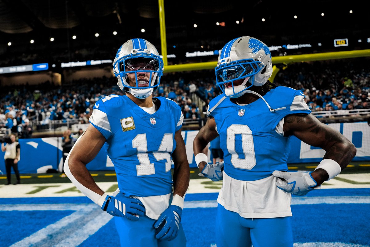LionsPR's tweet photo. .@Lions RB J. Gibbs &amp; WR A. St. Brown have logged TDs in the same game 21 times.

This ranks 4th by any @NFL RB + WR duo since the merger, trailing: 

1. Cowboys RB E. Smith + WR M. Irvin (32)
2. Colts RB E. James + WR M. Harrison (25)
3. Bills RB T. Thomas + WR A. Reed (23) https://t.co/WoN99ijNJG