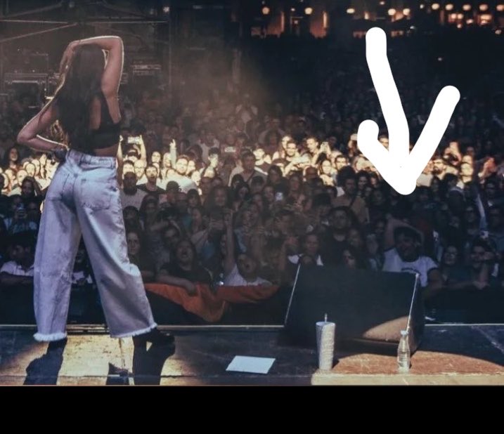 devagl_00's tweet photo. @subliminayy Me sentía que había vuelto a 2018 🤣🤣🤣y tenía que hacer la pose de Ana War https://t.co/s0hqToEkxx