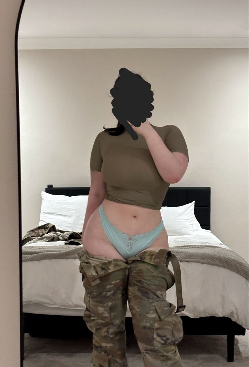 Miis_miia's tweet photo. if your a s€x addict like me, interact and let's be friend with benefits plsss ;) https://t.co/tiPiM1QcfS