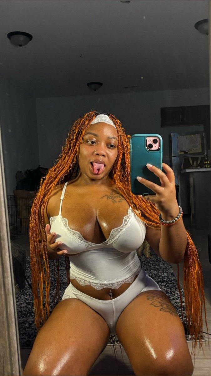n3bbynami's tweet photo. Still that bitch, just not yours💋 https://t.co/bWkUHV5od8