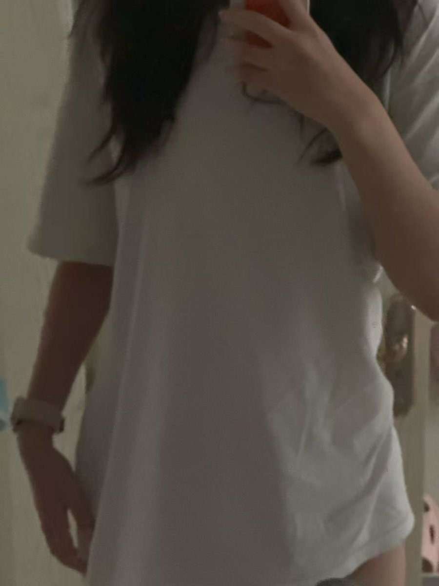 OAOw0527's tweet photo. 谁能拯救我的睡眠💤 https://t.co/G3GkcCvMic