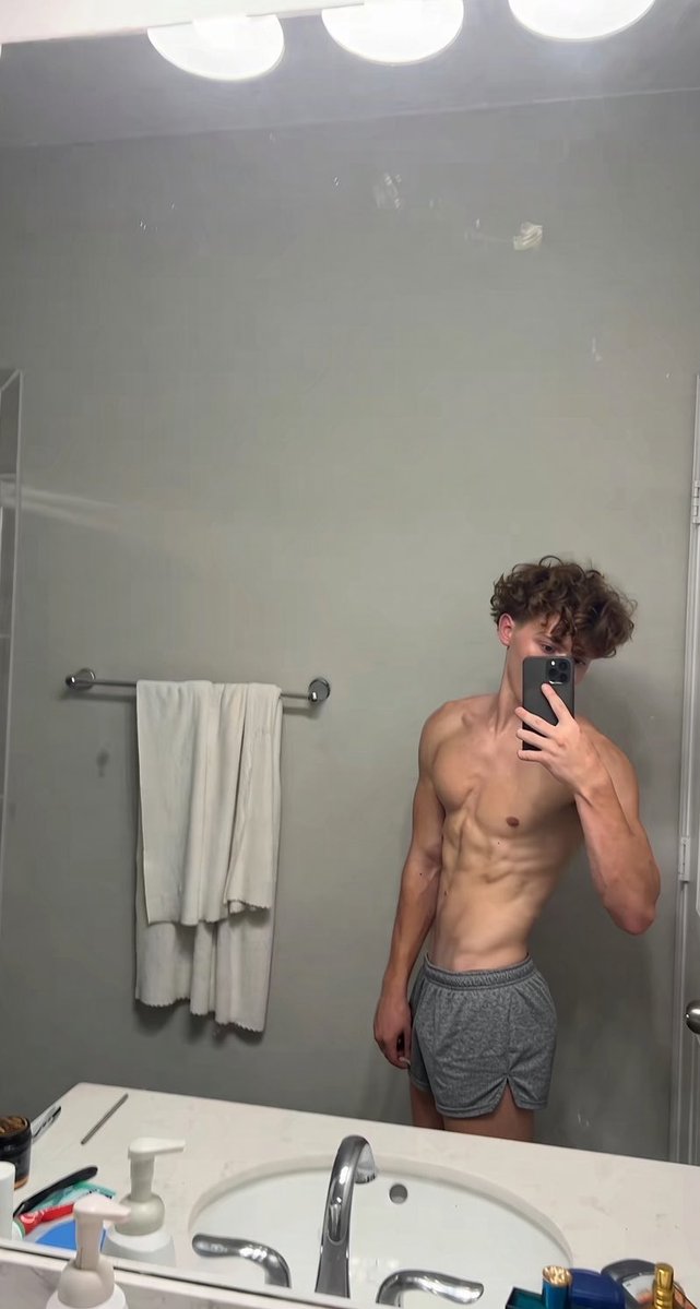 Lawsonnnf's tweet photo. Hey X #mlm #gay https://t.co/o5LsupABRb