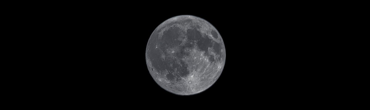 lsky38's tweet photo. under the same moon https://t.co/rtCWFojFj8