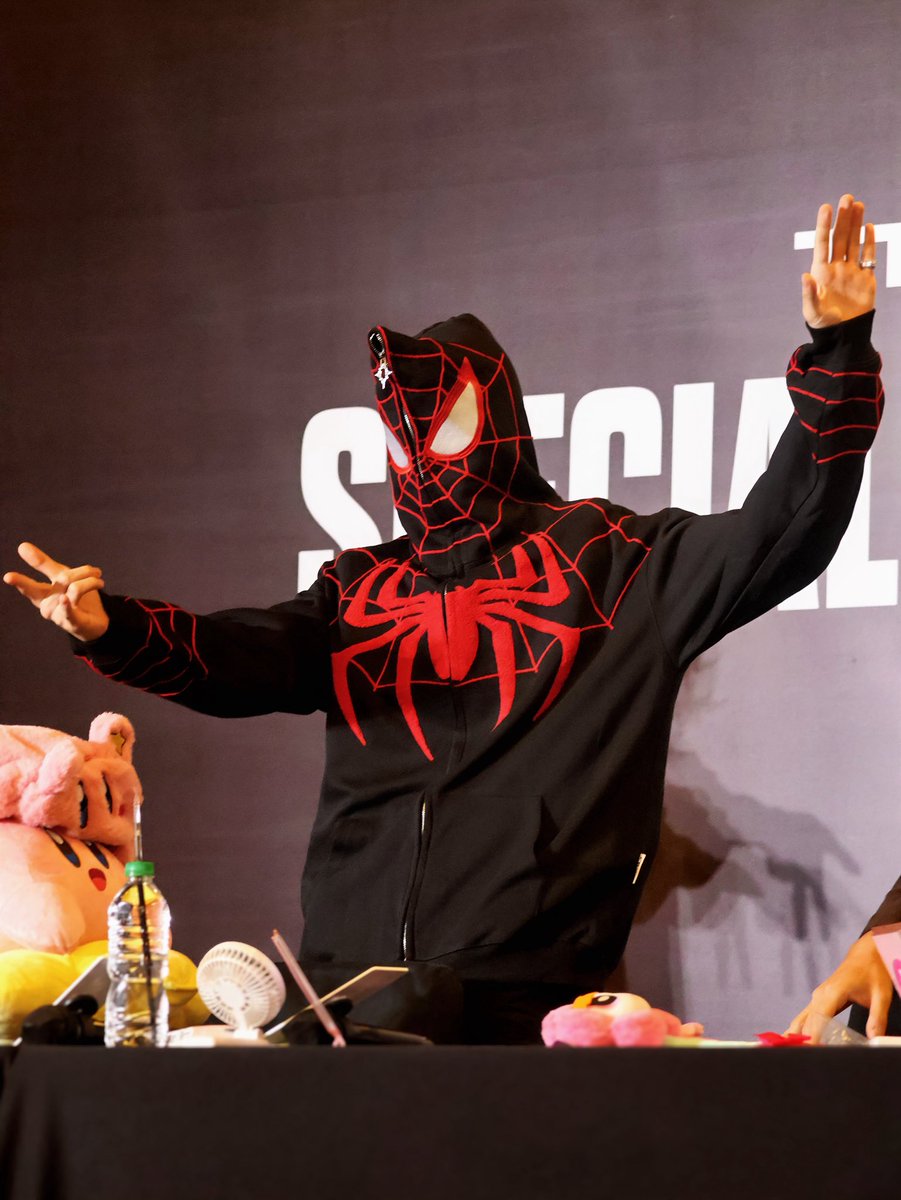kikisooooolove's tweet photo. 20260913

spider hwan🕷️

#소정환 #SOJUNGHWAN 
#트레저 #TREASURE https://t.co/seXFtu2zAq