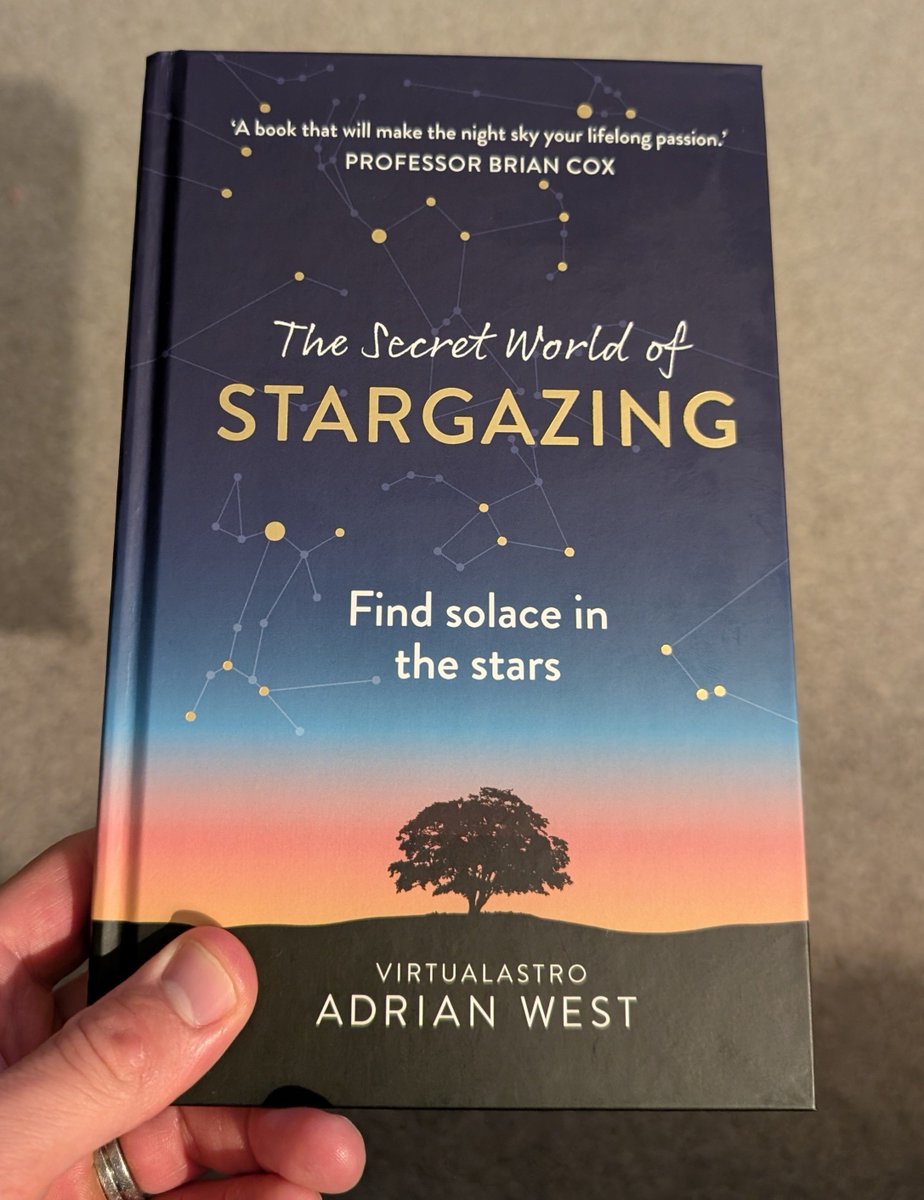 SCFC_Pughy39's tweet photo. What a truly amazing show at the Regent Theatre from @VirtualAstro Adrian West. Brilliantly displayed and not in any way made stupidly complicated like some make you think astronomy is. Definitely going to his other shows. https://t.co/yD4GNiXVKf