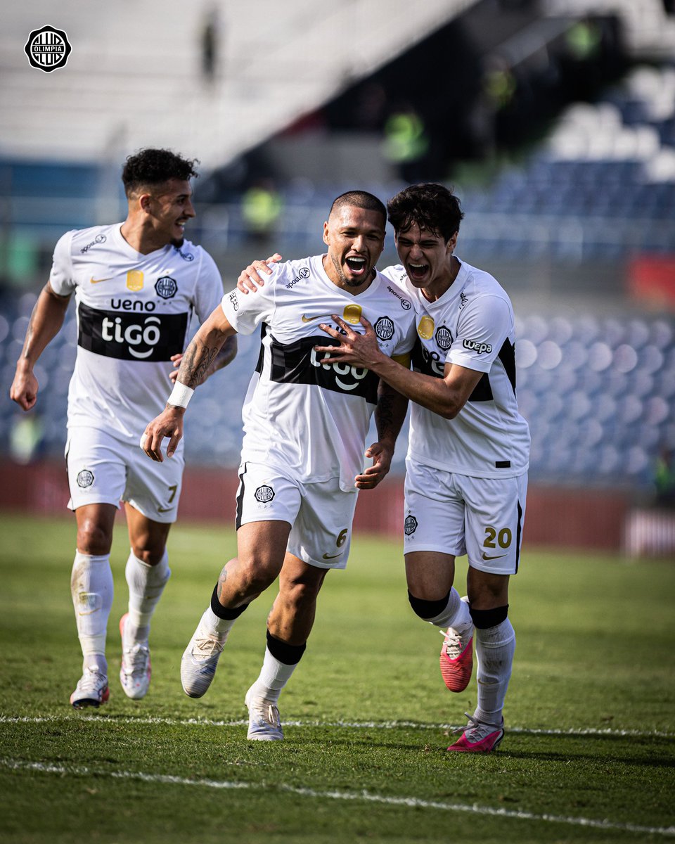elClubOlimpia's tweet photo. VOS Y SIEMPRE VOS, CAPITÁN. 🤍🖤🤍 https://t.co/fiauPJgTlK