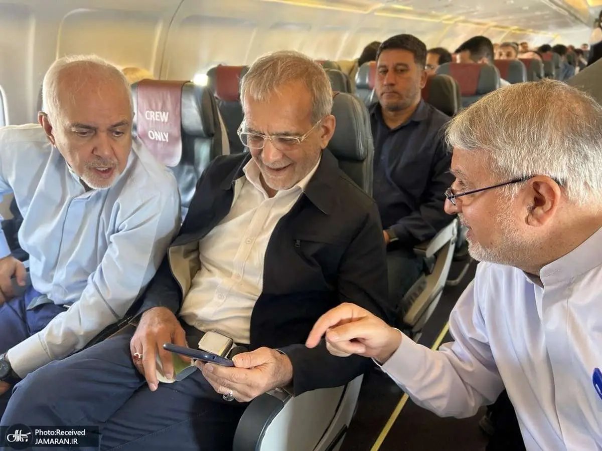 amir_baham's tweet photo. ⁉️ تا وقتی که مشاوران اصلی رئیس‌جمهور ظریف،روحانی،خاتمی باشد
کشور روی خوش به خود نخواهد دید https://t.co/DNxLmnlhqe