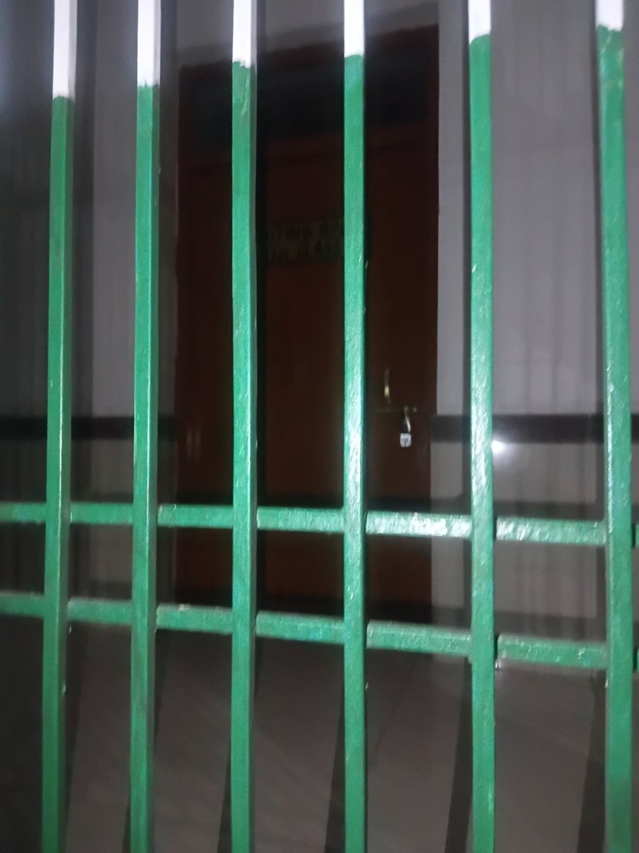 ashu_rdx's tweet photo. Dear Team,

The room at Station Code URD has been locked for more than one year. Kindly look into the matter and take the necessary action to resolve the issue at the earliest.

Regards, @RailwaySeva @JharkhandRail @drmdhnecr https://t.co/Ym7Cdc8ZzS