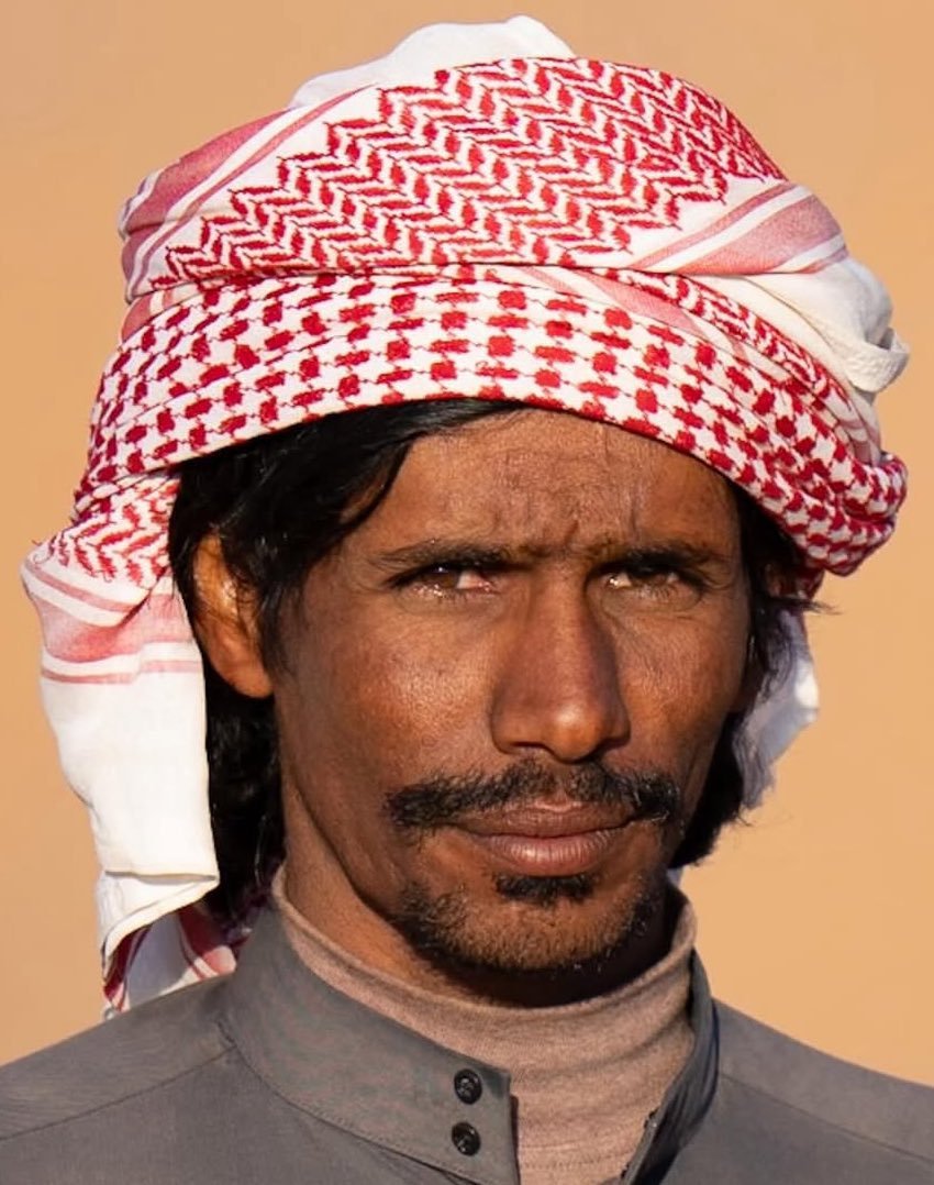 T78113Talha's tweet photo. أقرب ناس على الاطلاق للشكل العربي القح هم المهرة بمعدل نطوفي يصل 76% ! و يتميزون بالملامح الداكنة لكن ليست زنجية و هم اقرب للبازال الأوراسي

عكس الشكل العربي الشمالي المتأثر بالشام او العربي الخليجي المتأثر بايران و الرافدين.... 

فالعرب بالاساس جنس قوقازي أسمر قديم https://t.co/SyGXNocVLm