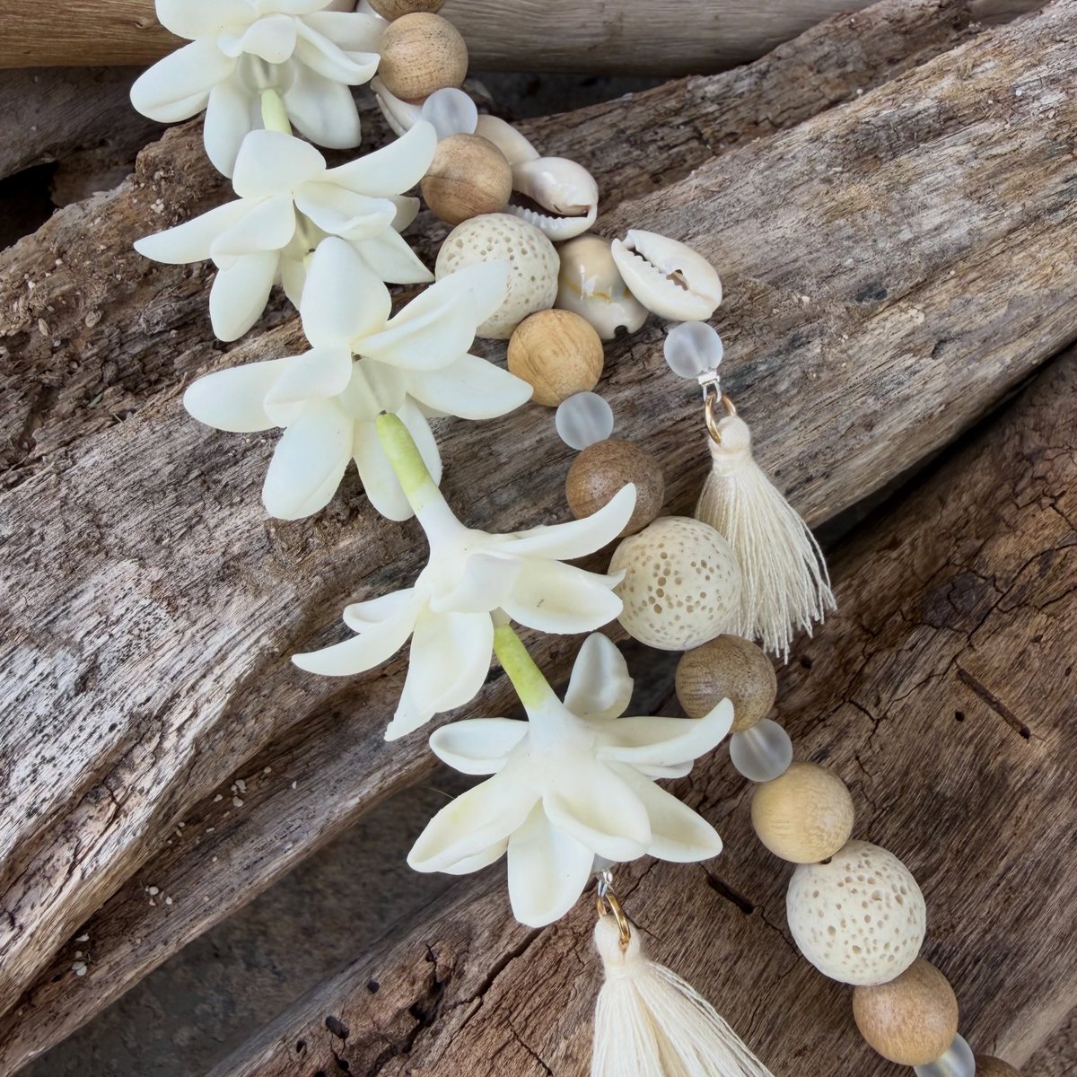 stevens54693's tweet photo. DA SURFER GIRL

You asked, we listened. Our improved vertical car lei now features lava beads that double as a scent diffuser. Add a few drops of fragrance oil and enjoy. Shop in person Sunday at Lokahi Kailua Market. https://t.co/NnQhvnU0fz
