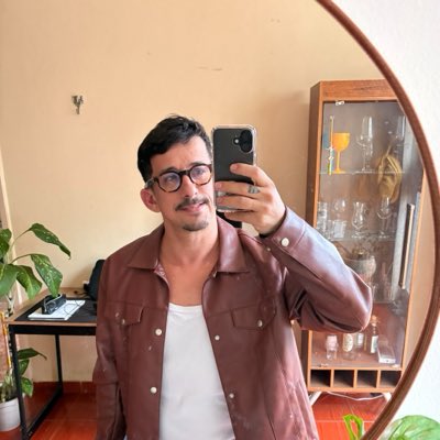 rob_de_Roberto's tweet photo. #NovaFotoDePerfil https://t.co/oAcJOx7K5l