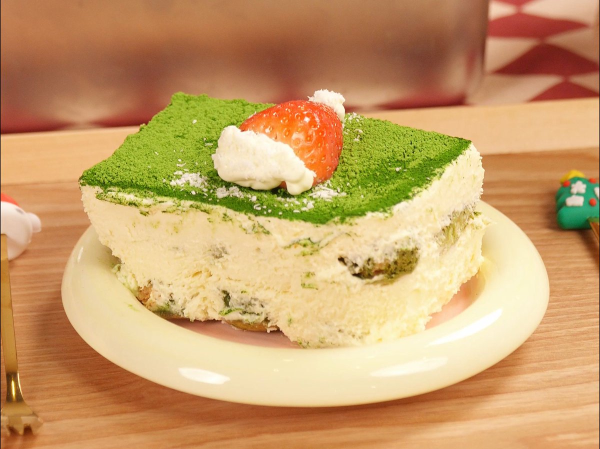 RusselHsia's tweet photo. Just found the most addictive matcha tiramisu in town! Creamy, rich, with a perfect hint of bitter matcha that cuts through the sweetness—worth every penny, already planning my next visit https://t.co/9wR14cM4ql