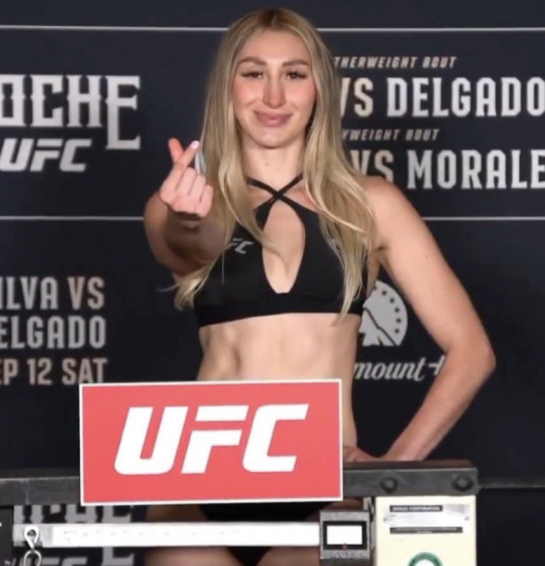 Cammac014's tweet photo. #dickdown #ufcnoche https://t.co/Xs76Ar4jlu