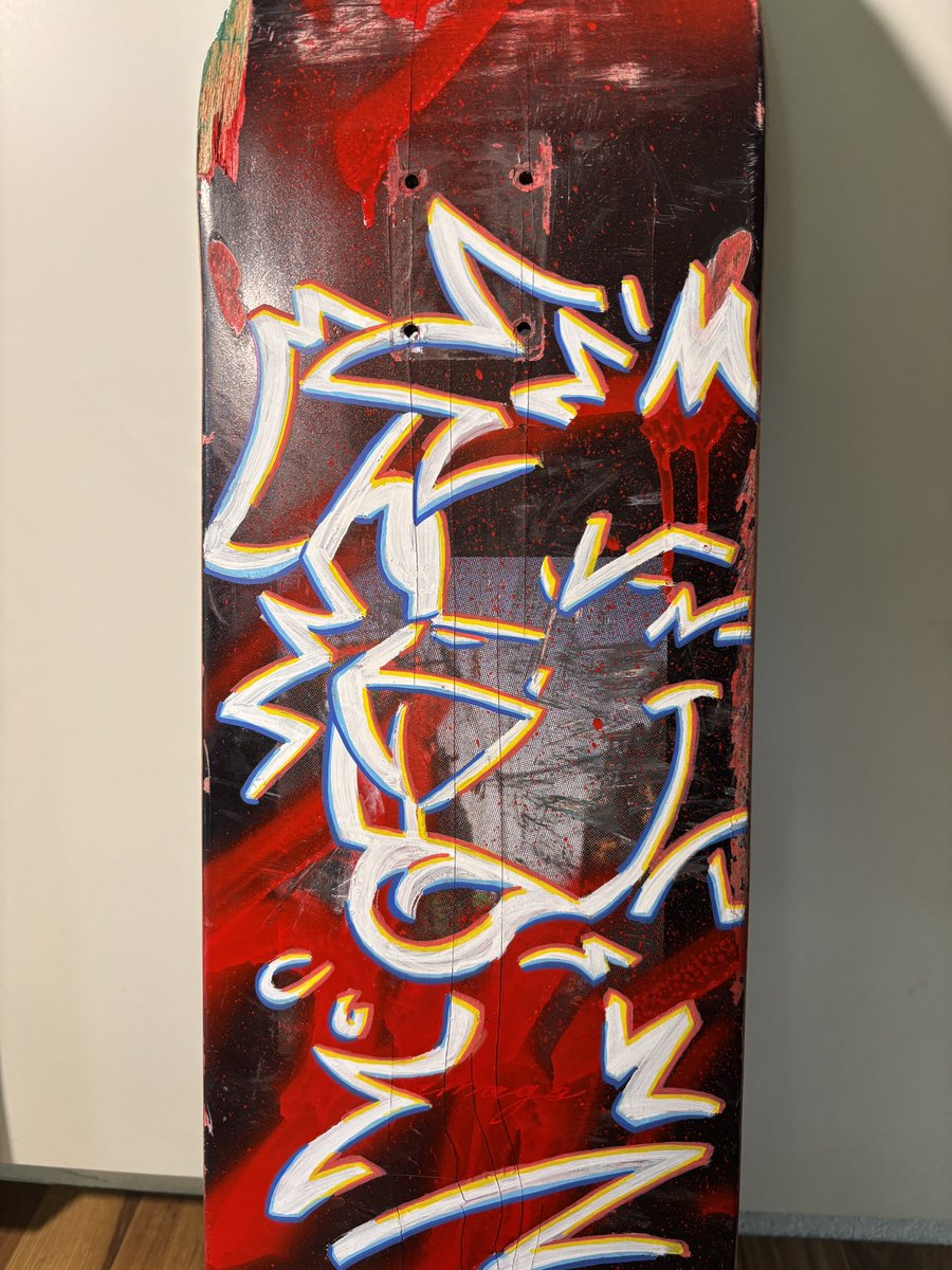 GoodBoi_Golden's tweet photo. I love painting on a skateboard. The chromatic aberration goes so hard https://t.co/EYluJOERQa