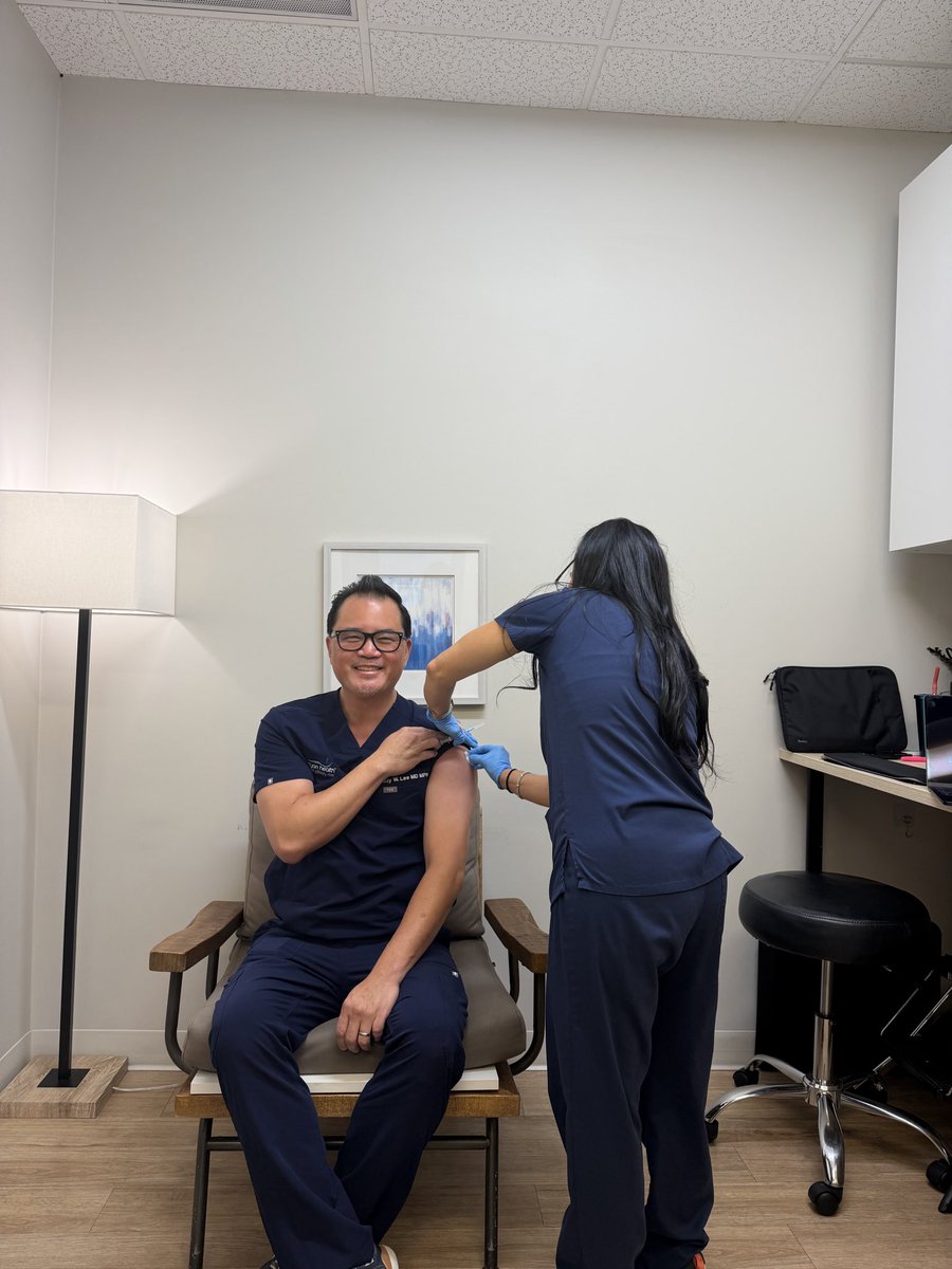 familydocwonk's tweet photo. If youβre healthy and you want it, get your vax. ππ½ππ½
If youβre healthy and you want it, get your vax. ππ½ππ½
If youβre healthy and you know it, then your face will surely show it. π
#MakeHealthPrimary #ThisIsOurShot #VacunateYa #FMRevolution #CovidVax #FluFighters #FMRising β€οΈβπ₯ https://t.co/X6upBGLznX