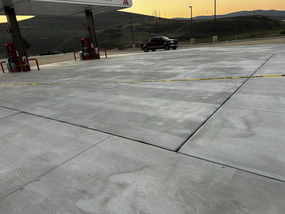 ConcretePlusLLC's tweet photo. One my biggest poor 175 yards for more information don’t hesitate to contact us https://t.co/nG7fuGW5qa https://t.co/fwNPPz3Jor