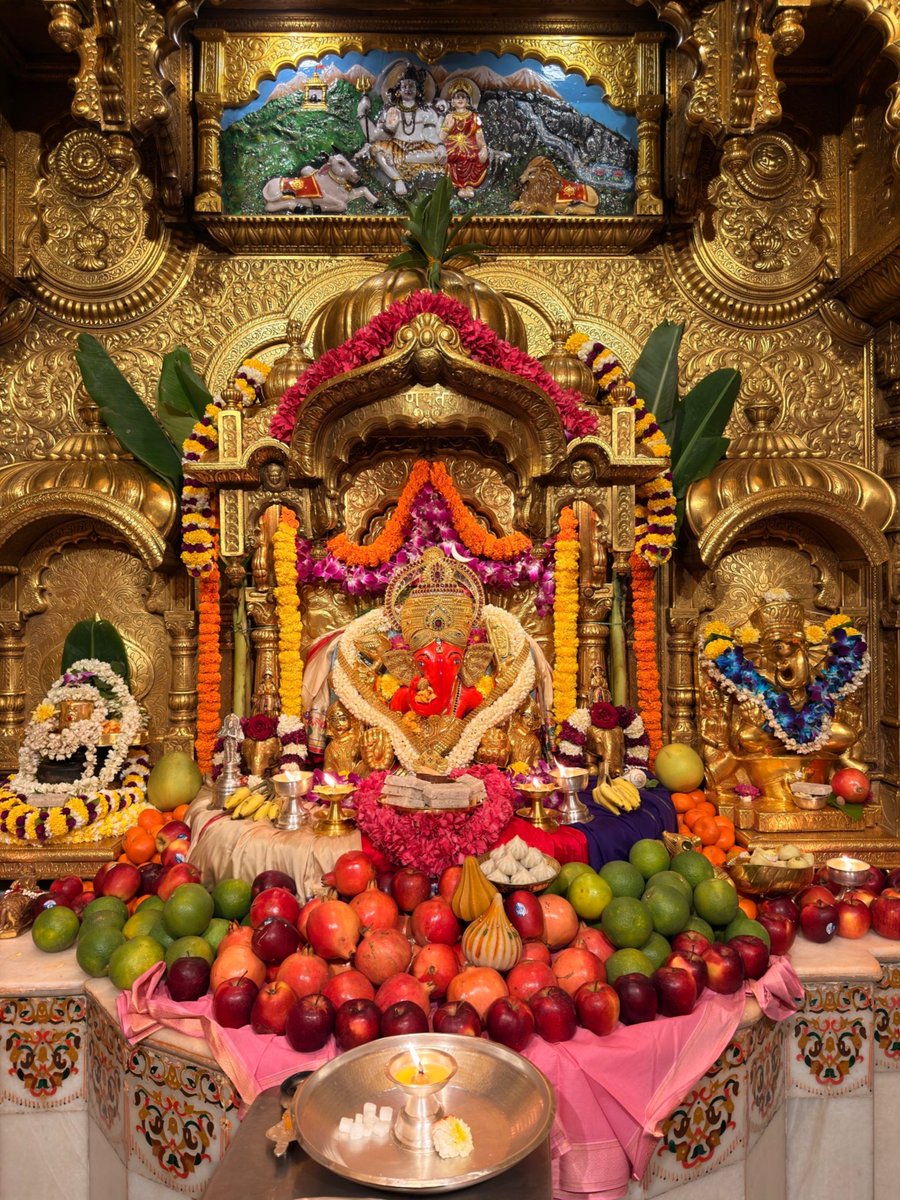 MoryaVibes's tweet photo. गणपती बाप्पा मोरया🌸 मंगलमूर्ती मोरया
🙏Ganapati Bappa Moraya🌸
🙏Mangalmurti Moraya
14 /09/2026 https://t.co/niaoahXOnP