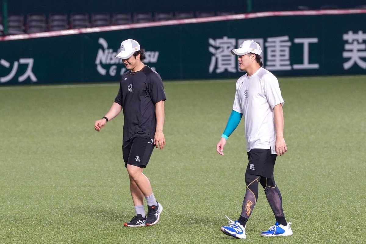 takafullc2's tweet photo. 【1軍】
みずほPayPayドームでは投手練習が始まりました。

参加投手は上沢直之投手、東浜巨投手、リバン・モイネロ投手、松本晴投手、上茶谷大河投手の5人です。

#sbhawks #鷹フル https://t.co/DUl13uhx5C